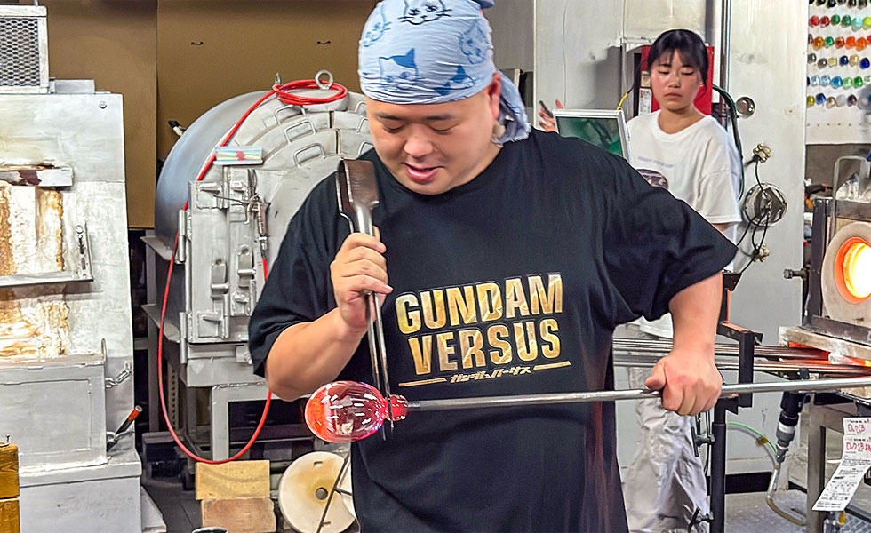 Experience Making Glass Product - Photo 7