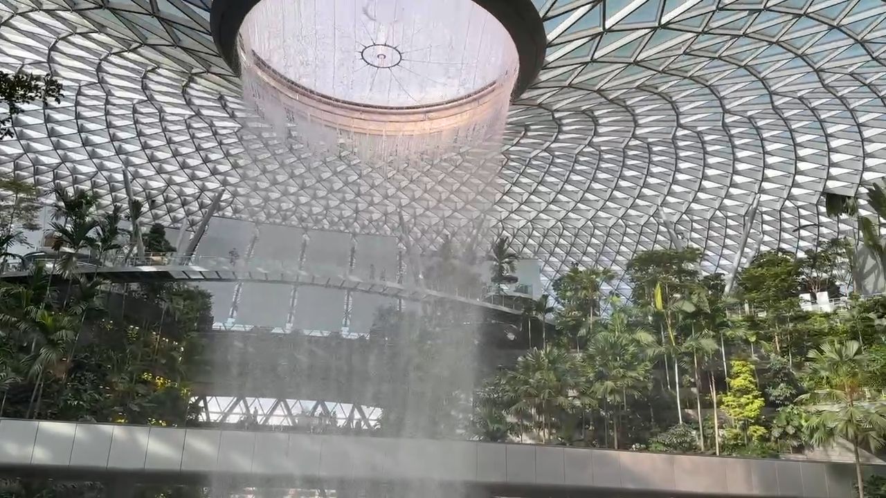 The World's Tallest Indoor Waterfall at Changi Airport