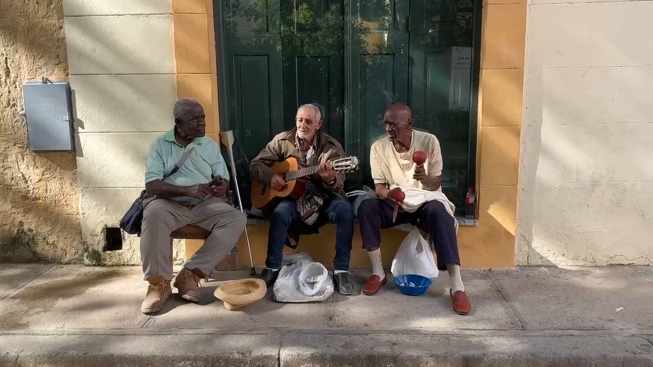 Street Buskers in Havana