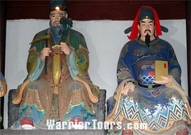 Taoist Statues in Fengdu Ghost City