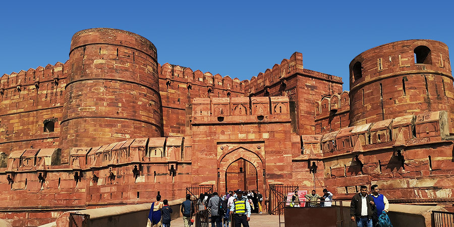 10 Best Places to Visit in Agra - Popular Tourist Attractions