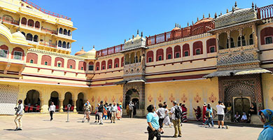 Jaipur Travel Guide: Best Time & Places to Visit, Transport, Shopping
