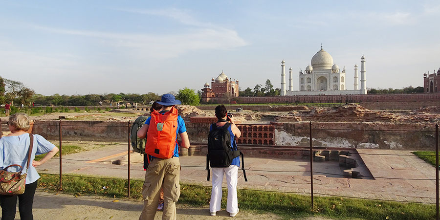 agra travel cost