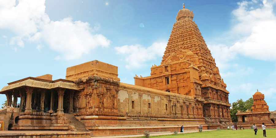 Brihadeeswara Shiva Temple in Tanjore, India: History, Timings