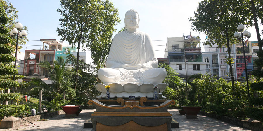 Giam Lam Pagoda