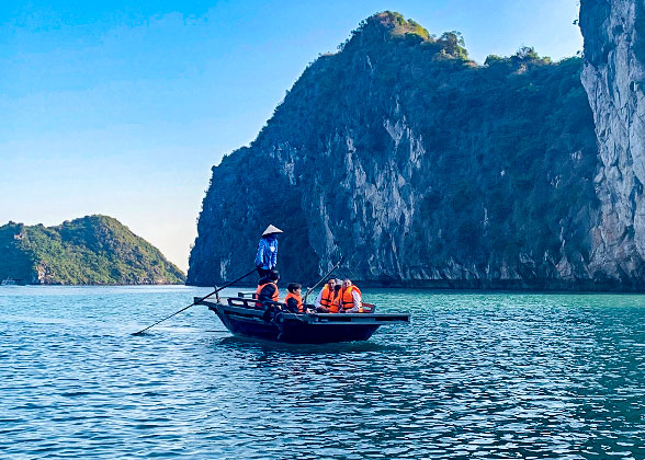 Ha Long Bay Cruise