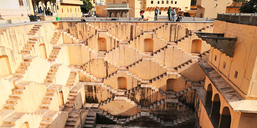 Panna Meena Ka Kund