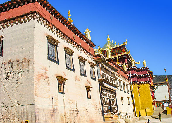 Songzanlin Temple