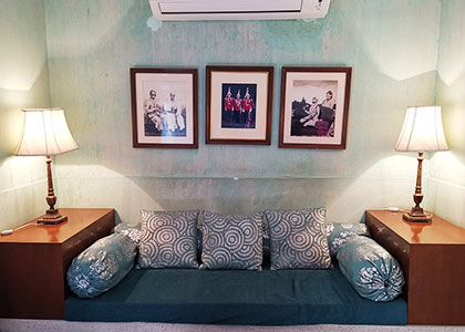 Boutique Hotel Decorate with Paintings