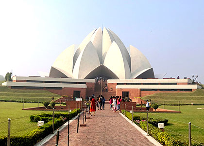 Lotus Temple Delhi History Timing Nearest Metro Station