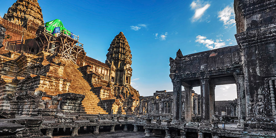 Sandstone Angkor Wat