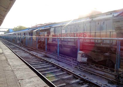 Train from Mumbai to Lonavala