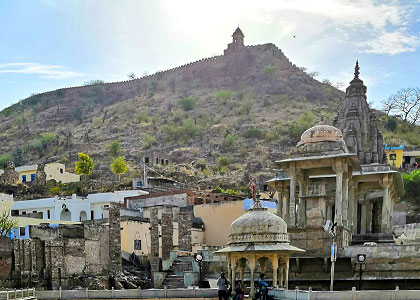 Panna Meena Ka Kund