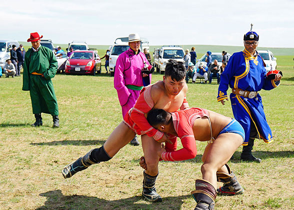 Mongolian wrestling