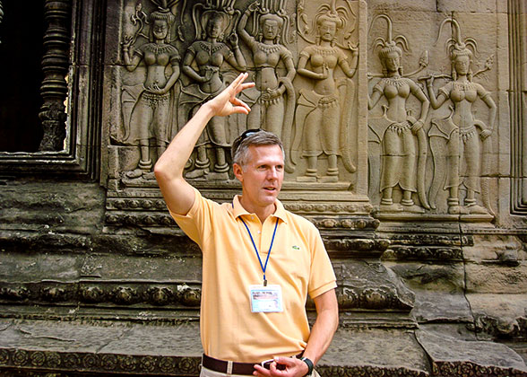 Sculptures of Angkor Wat