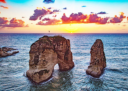 Raouche Rocks