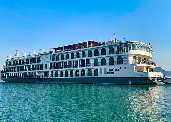 5-star Ha Long Bay Cruise