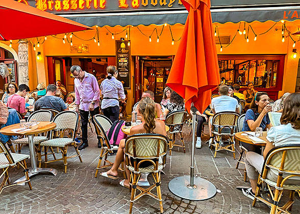 Street Cafe
