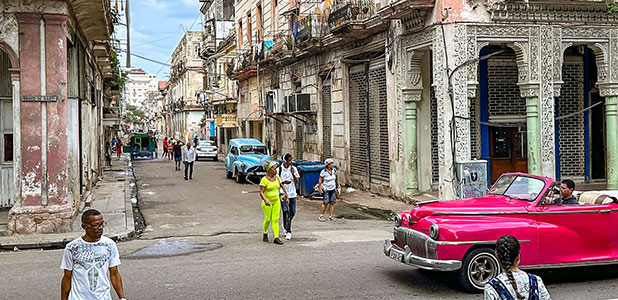 Cathedral Sqaure, Havana