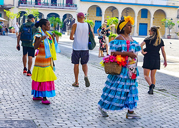 These Laides Charge Tourists for Taking Photos!