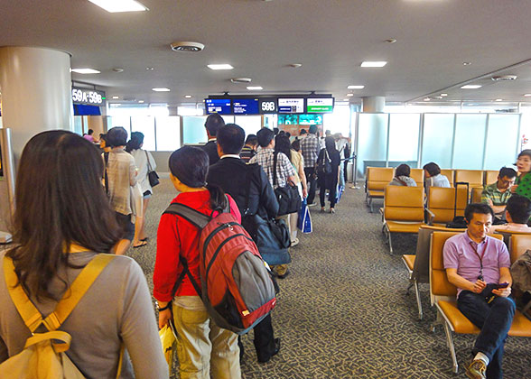 Check-in, Tokyo Haneda Airport