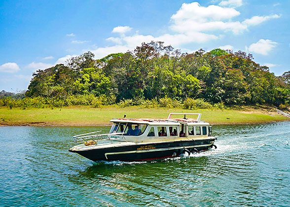 Periyar Lake Boat Tour