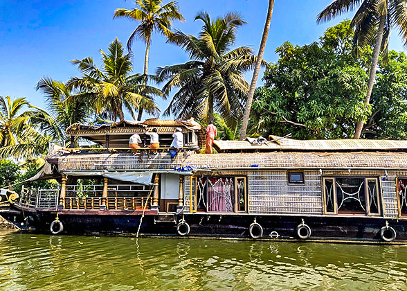 Houseboat Cruise on Kerala’s Backwaters