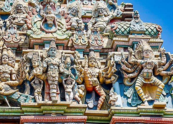 Statues on Meenakshi Temple