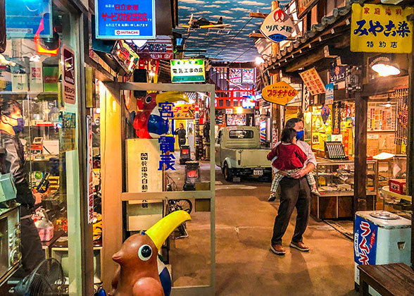 Various Shop Scenes in Takayama Showa Kan Museum