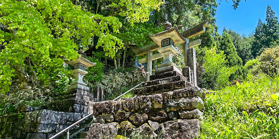 Roadside Shrine on Nakasendo