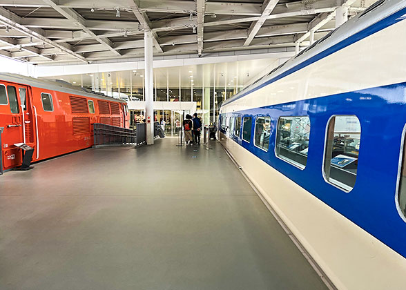 SCMAGLEV and Railway Park