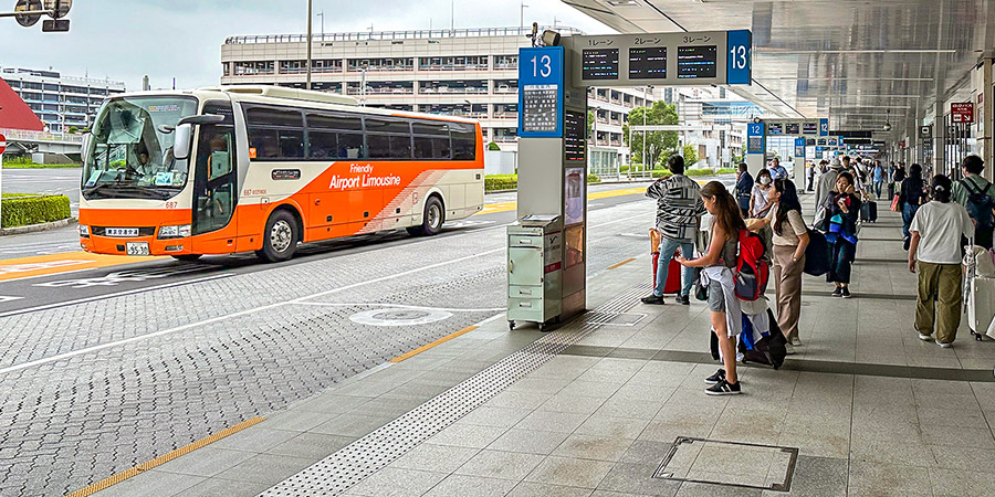 Airport Limousine Bus