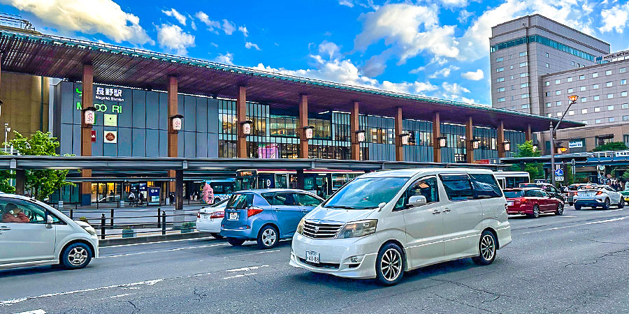 Cars & Driving in Japan