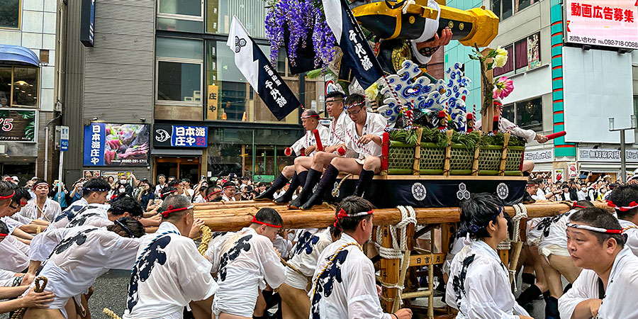 Teams and Decorated Floats of Hakata Gion Yamakasa