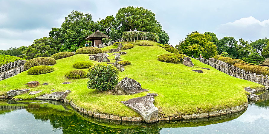 Yuishinzan Hill in Korakuen Garden