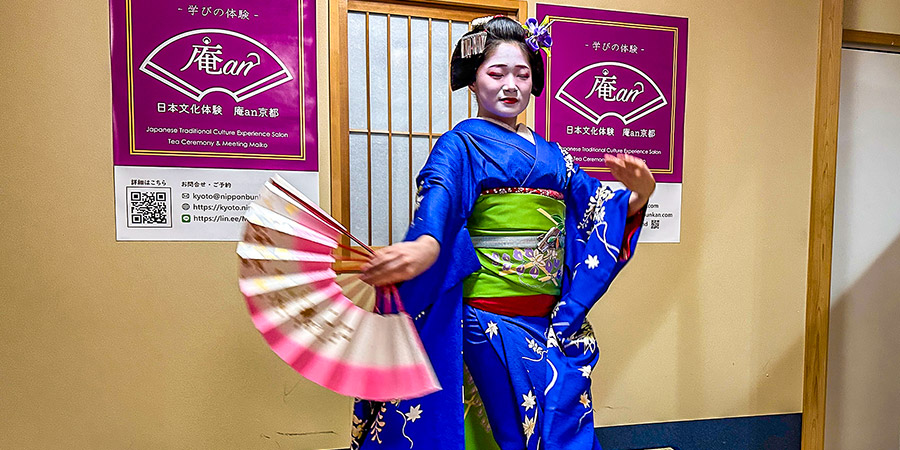 Geisha Performance