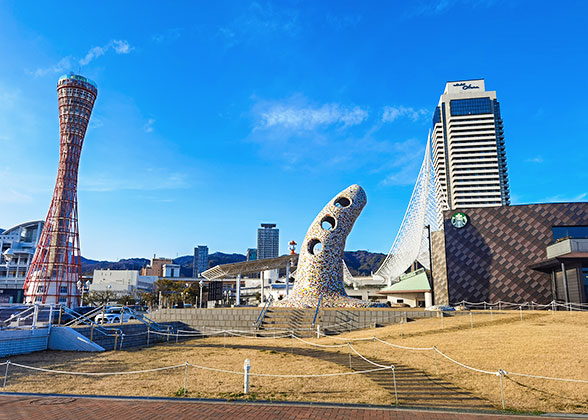 Modern Landmarks in Meriken Park
