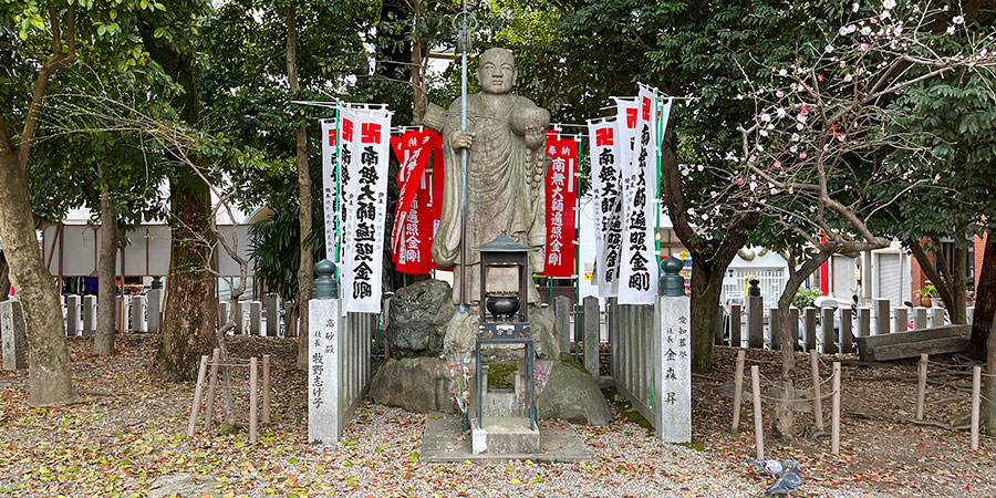 Statue in Osu Kannon Temple