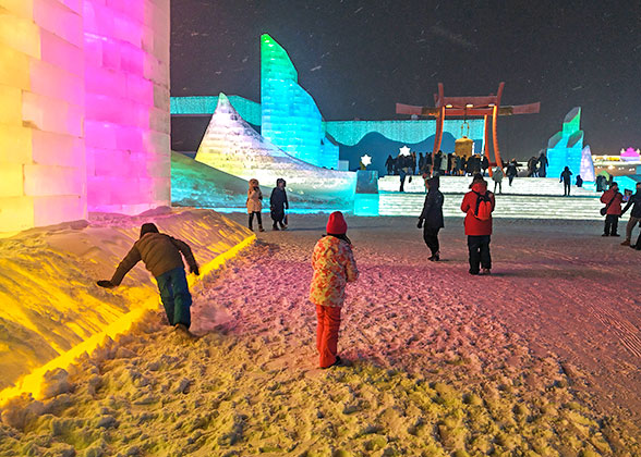 Lights and ice sculptures