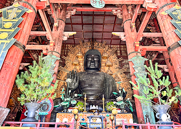 The Big Buddha in The Great Buddha Hall