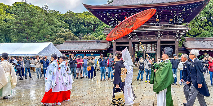 Wedding in Meiji Jingu Shrine