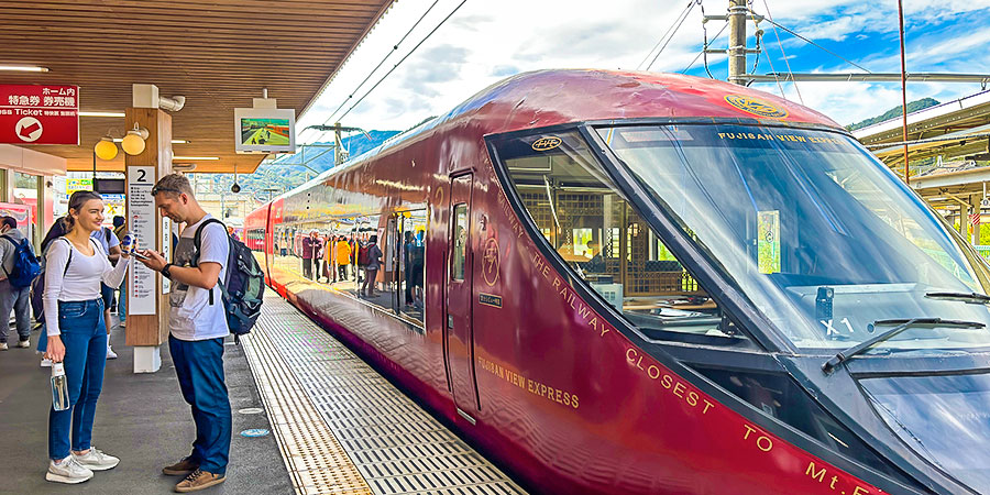 Fujisan View Express Train to Mt. Fuji