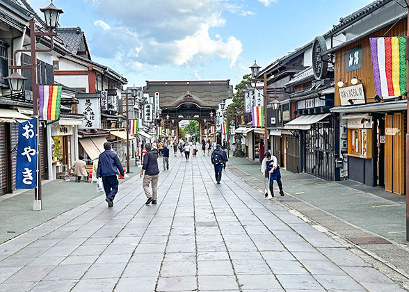 Zenkoji Nakamise Street