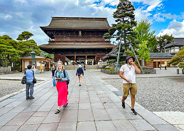 Zenko-Ji Temple Sanmon Gate