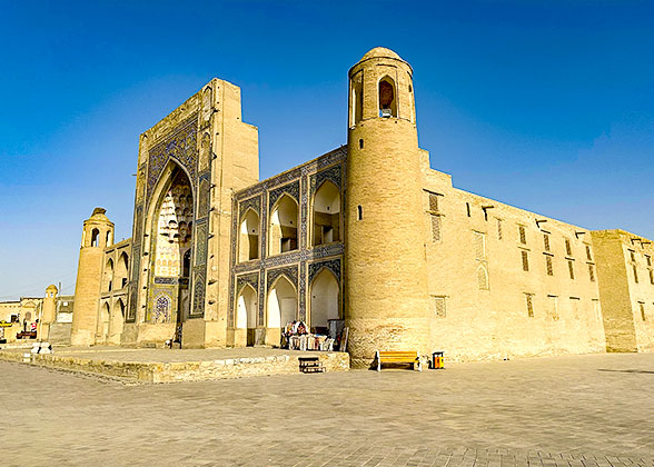 Bukhara Abdulaziz Khan Madrasah in Winter
