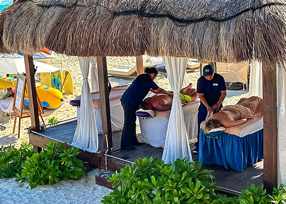 Enjoy the Massage at Bali Beach