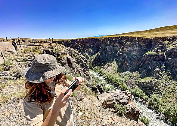Bestamak Canyon