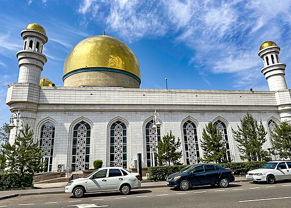 Almaty Central Mosque