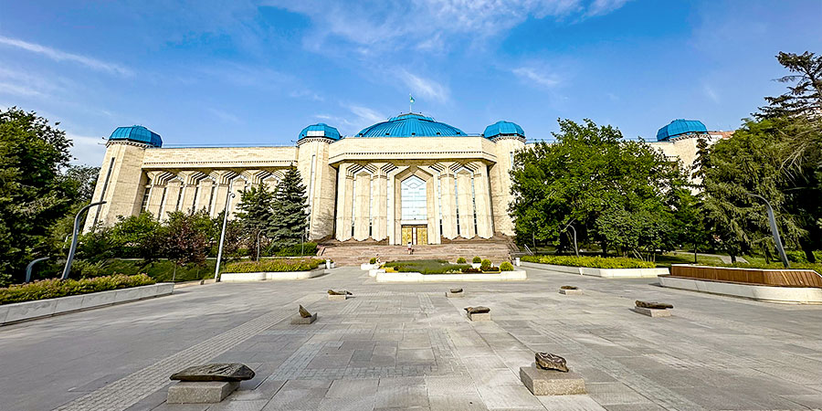 Central State Museum in March