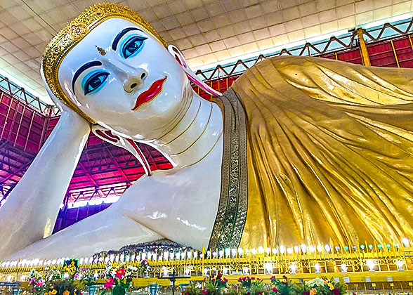 Chaukhtatgyi Buddha Temple